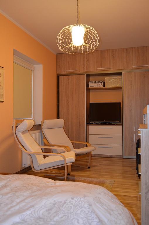 Apartament Dzierzoniow Appartamento Camera foto