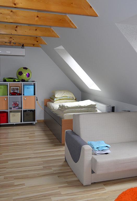 Apartament Dzierzoniow Appartamento Camera foto